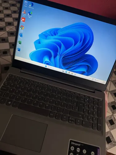 Notebook Lenovo Sem detalhes Coloquei SSD 256