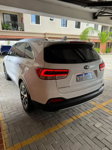 Kia Motors Sorento 3.3 V6 24V 270cv 4X2 Aut. 2016