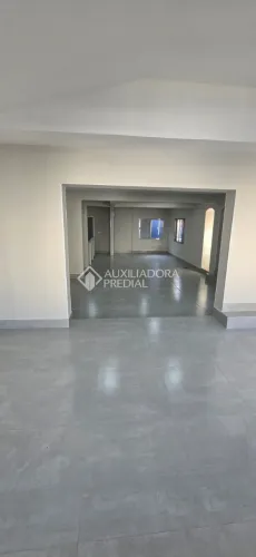 Prédio no bairro Vila Assunção