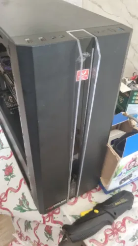 Vendo PC gamer faltando somente fonte e ssd Leia tudo