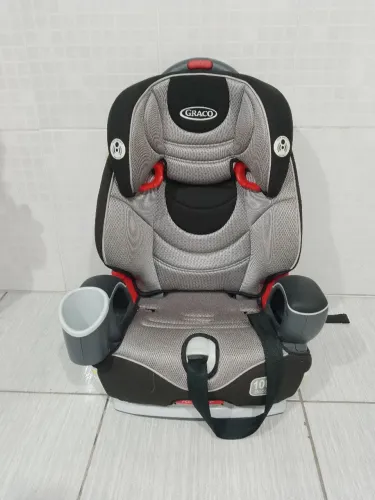 Vendo cadeirinha de carro marca graco