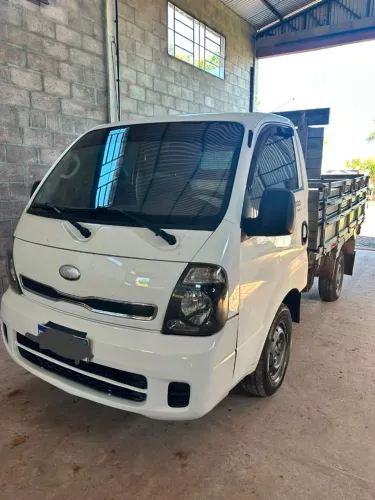 Kia Motors Bongo K-2500 2.5 4X2 TB Diesel 2014