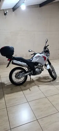 Vendo Ténéré 250. Segundo dono. Baixo km 46.500 Super nova.
