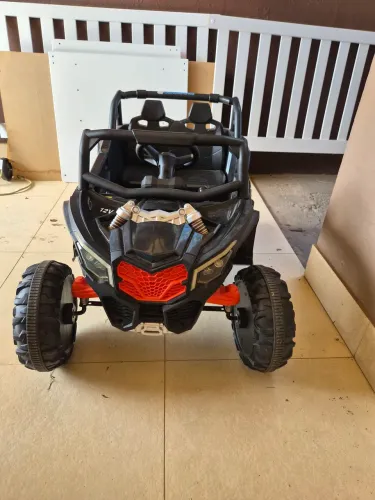 Carrinho elétrico com controle