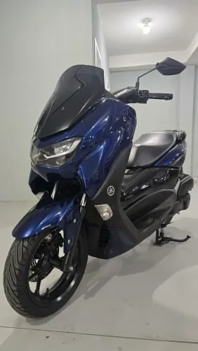 Yamaha Nmax 2022 impecável