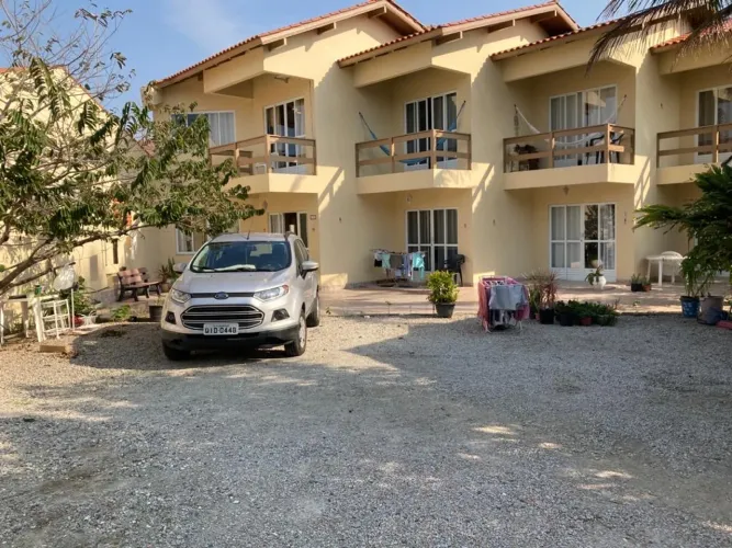 Apto Duplex a 150 m Praia Ingleses