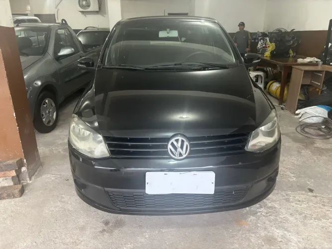 Volkswagen Fox 1.0 MI Total Flex 8V 5P 2011