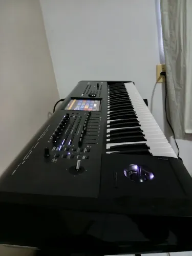Korg kronos 