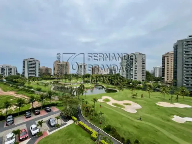 Condomínio Golden Green vendo magnífico apartamento com 239m², vista deslumbrante para cam