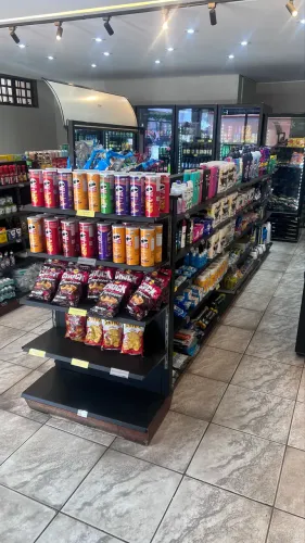 GÔNDOLA DE CENTRO EM AÇO 