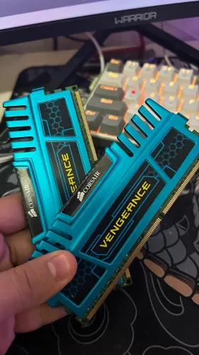 Vendo Memórias RAM DDR3 Corsair Vengeance