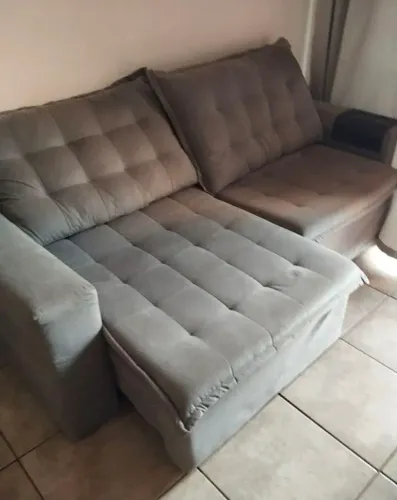 Sofá retrátil e reclinável