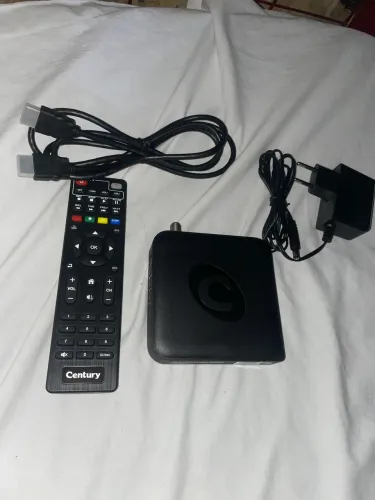receptor de TV digital via satélite Century Midiabox SE2