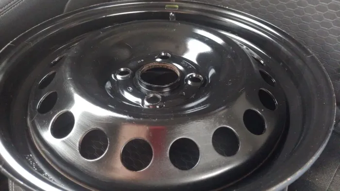 Roda aro 14 , 15 Fiat vw Renault nissan