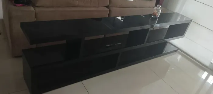 Aparador Preto Laqueado