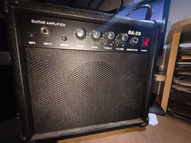 Amplificador novo para guitarra e violão 