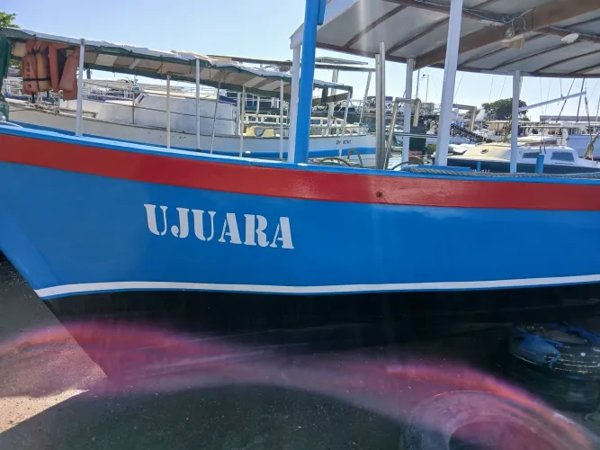 Vende-se Barco ano de fabricação 2025