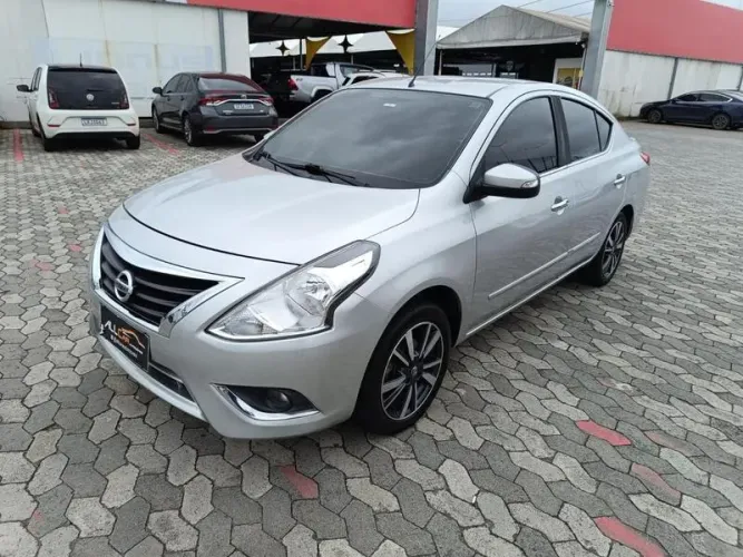 Nissan Versa SL 1.6 16V Flex Fuel 4P Mec. 2019