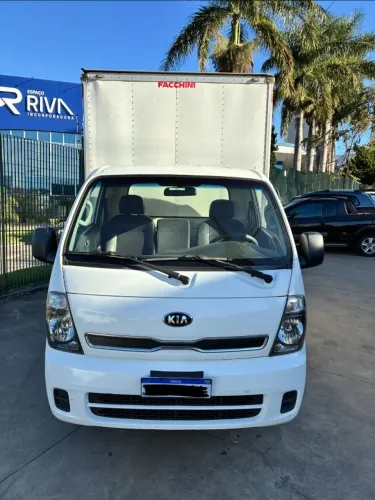 Kia Motors Bongo K-2500 2.5 4X2 TB Diesel 2016