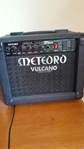 Kit Guitarra Tagima tg530 branca, Pedaleira V-Amp e Amplificador Meteoro