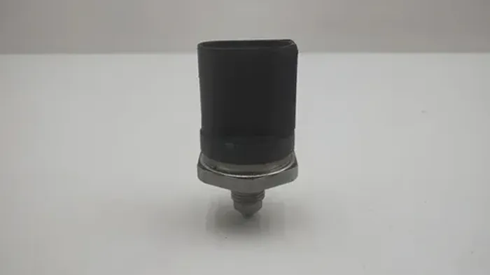 Sensor Pressão Combustível Bmw 320i 2012 2018 0261545072