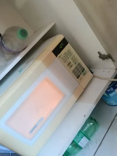 Vendo microondas com defeito