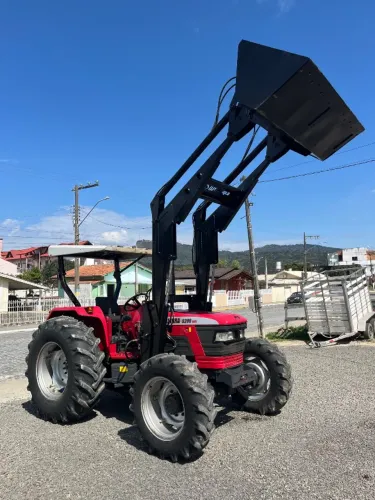 Trator Mahindra * 4x4 com PCA 