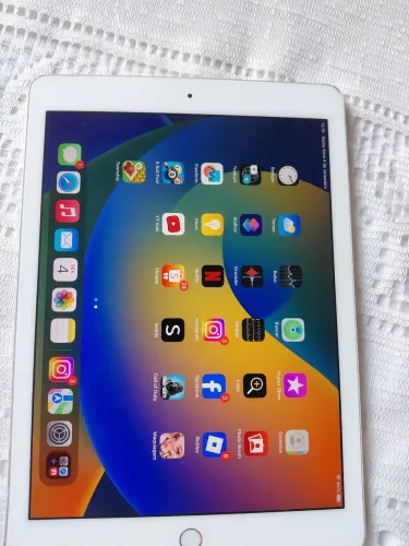Vendo iPad ótimo para trabalho