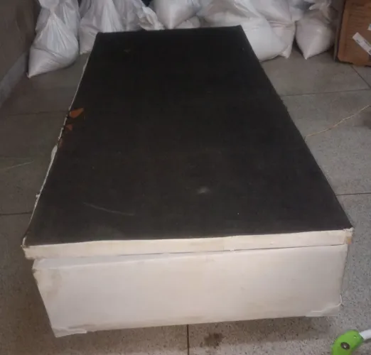 Vendo Cama Box Baú Solteiro