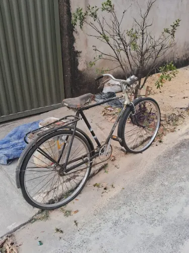 Vende se essas 2 bicicletas antigas toda original 