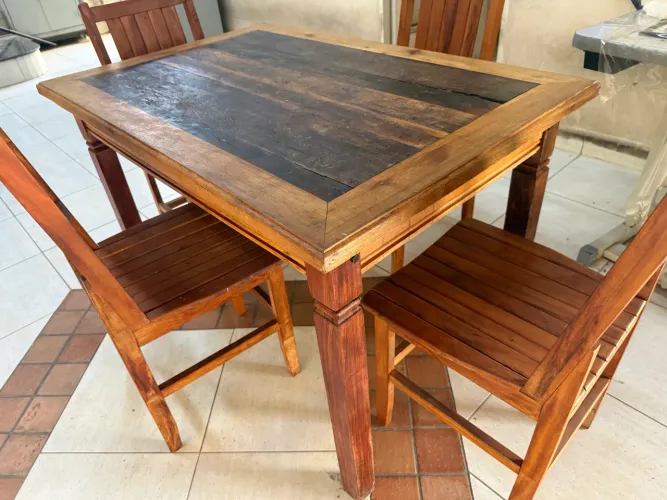 MESA MADEIRA MAÇIÇA