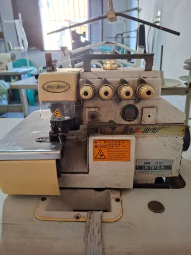 MÁQUINA INTERLOCK DE COSTURA MARCA ALW