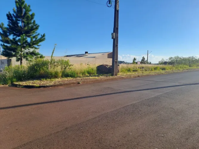 Vendo terreno de esquina / Parcelamento direto com o proprietário