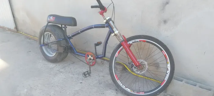 Vendo bike chopper estilosa.
