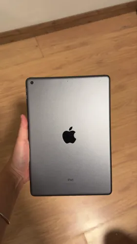 Vendo iPad 9ª geração 10.2 - 256gb 