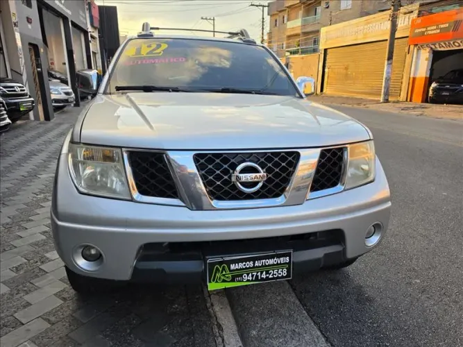 Nissan Frontier LE Attack CD 4X4 2.5 TB Die.aut 2012