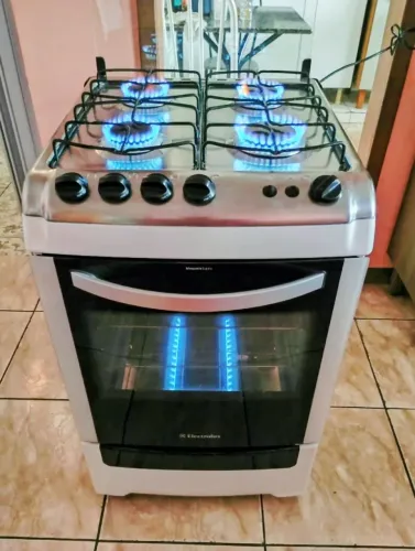 Fogão Electrolux acendimento automático