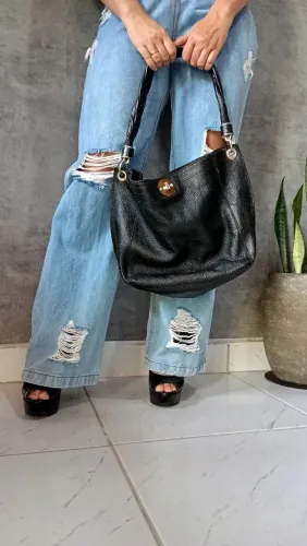 Bolsa Arezzo, brechó renove select, Instagram: @renoveselect