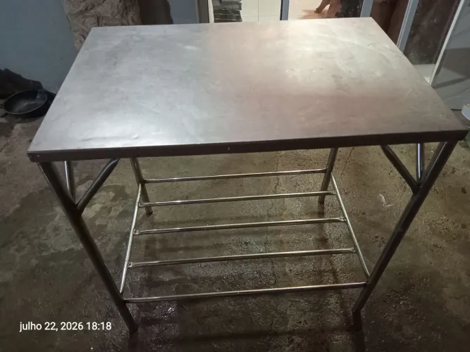 Mesa de inox 