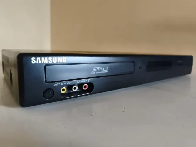 Gravador e reprodutor de DVD Samsung