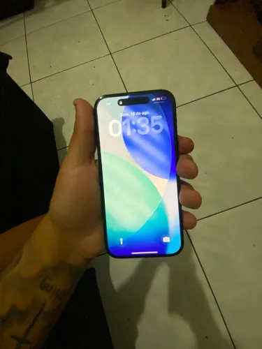 iPhone 16