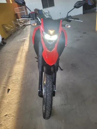 Vendo Moto Yamaha lander