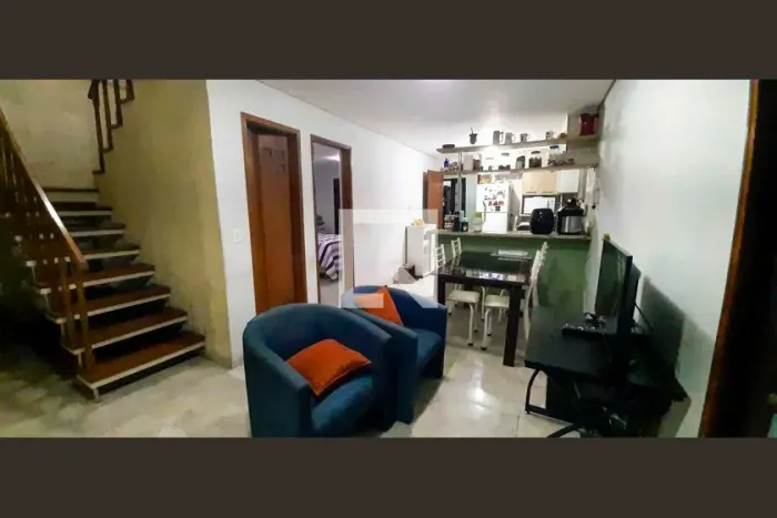 Casa à Venda - Centro, 5 Quartos, 290 m2