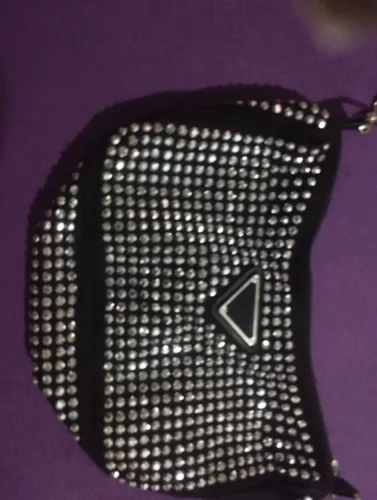 bolsa preta brilhante 