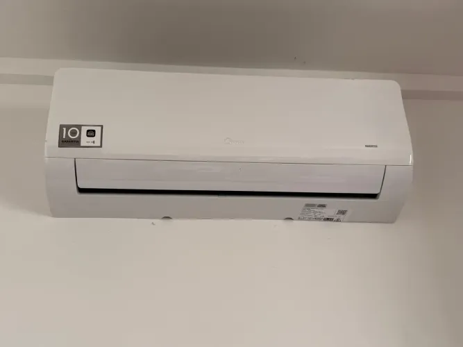 Midea Split Hi Wall Inverter de 12.000 BTU/h, utilizando gás R-32