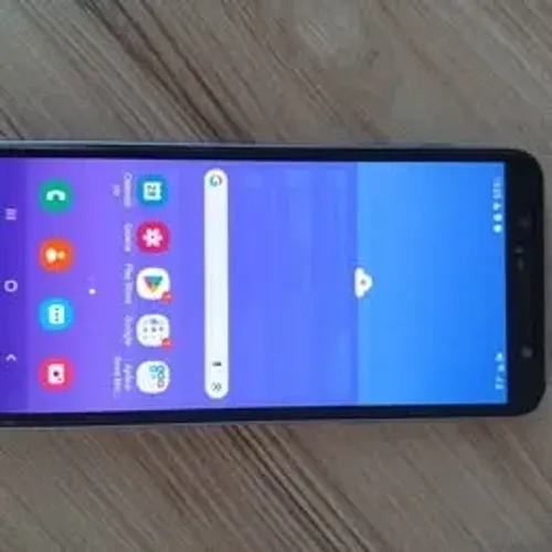 Celular Samsung j8