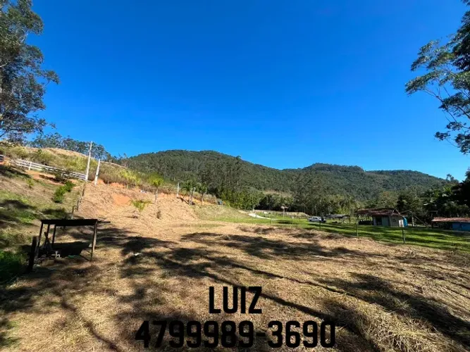 Terreno rural 1.700 m² com lagoa, nascente e energia | Bairro Moura, Canelinha/SC