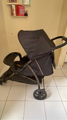 Carrinho de bebê Burigotto