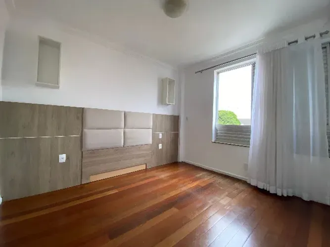 Apto Bairro Floresta - 3 quartos, suíte, 2 vagas.