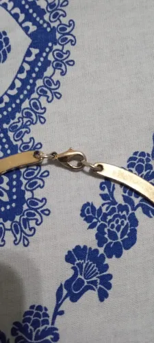 Corrente feminina tamanho pequena ta inteira